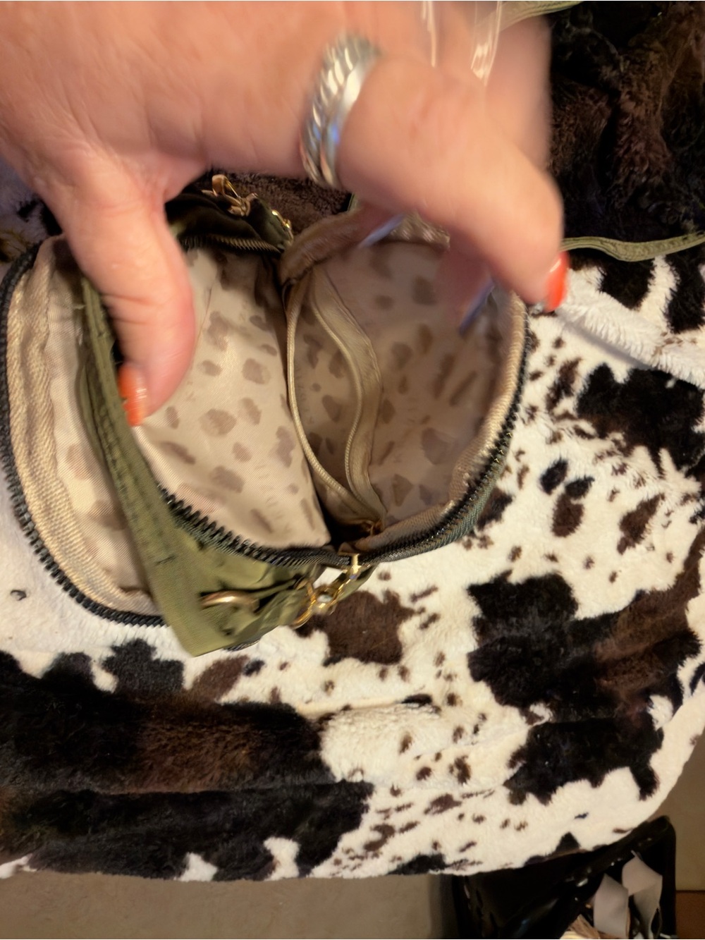 kenzie Olive Green Mini Crossbody Bag - Picture 3 of 3